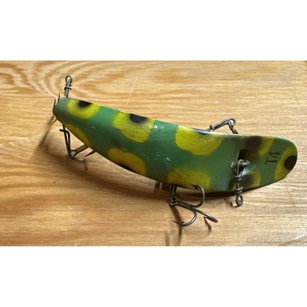 Wooden Helin Flatfish LU Fishing Lure 3.5